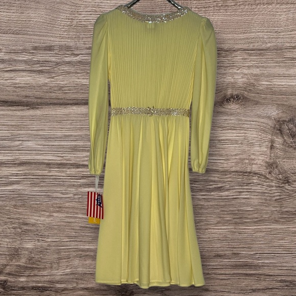 Timeless Elegance: Boston Maid Polyester Dress - Picture 2 of 6